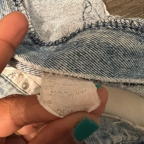 Vintage Lee High Waist Cut Off Jean Denim Shorts - Picture 6 of 6